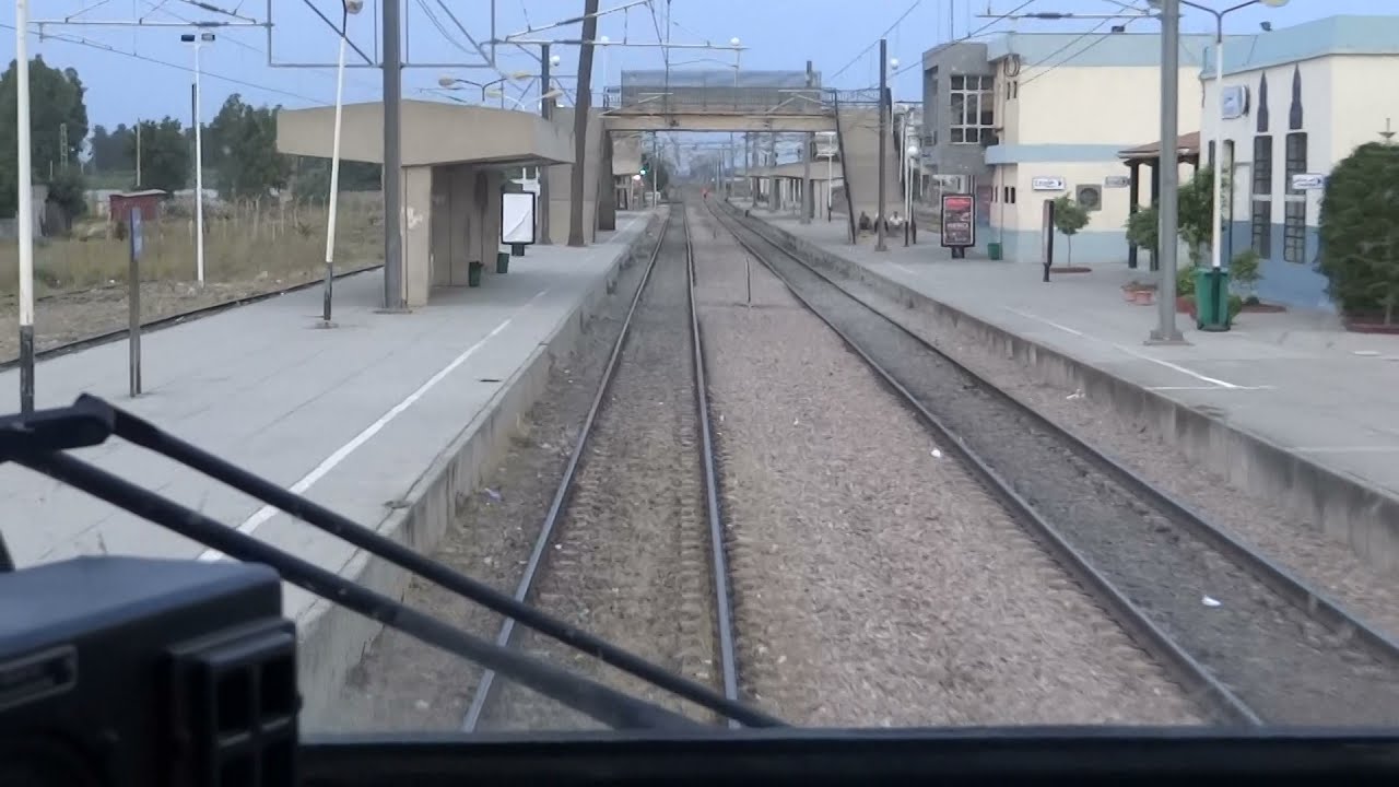 SNTF : diesel train acceleration - max speed reached more than 120km/h #diesel #EMD #locomotive