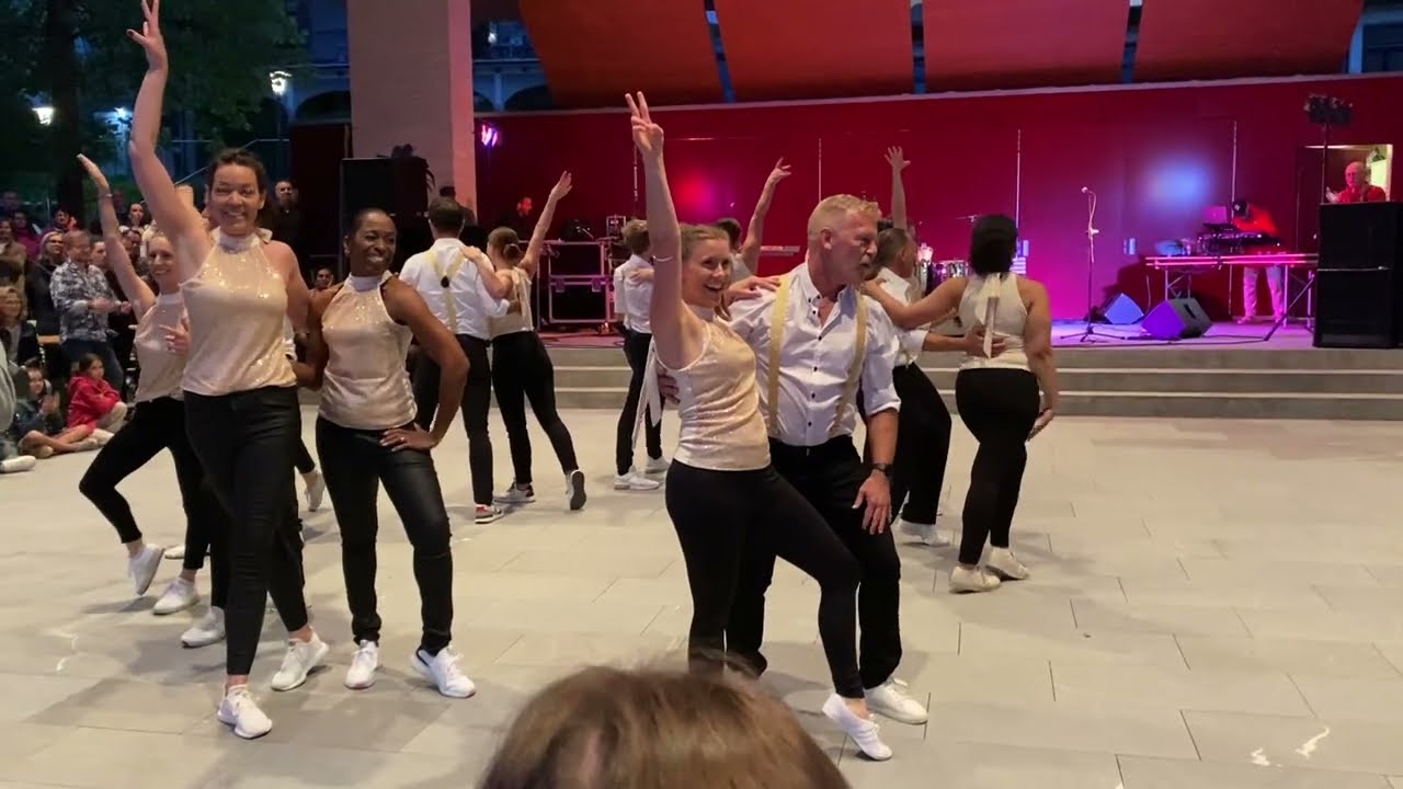 Tanzschule Salsa Café am Riviera Latina Festival in Weggis vom 17. Mai 2024