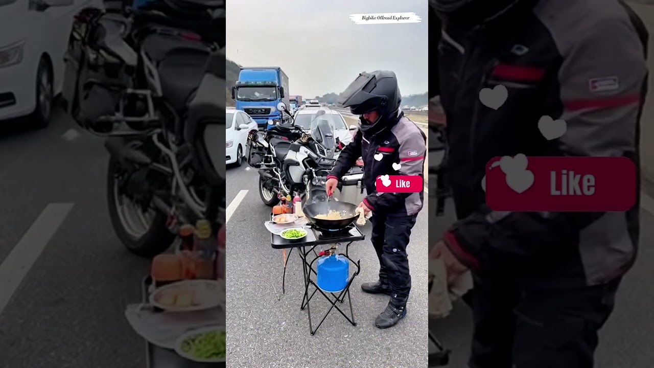 Stuck in traffic, so I cooked on the highway&mdash;ADV life 🍳 #bmw1250adv #motorcycletouring #advlife