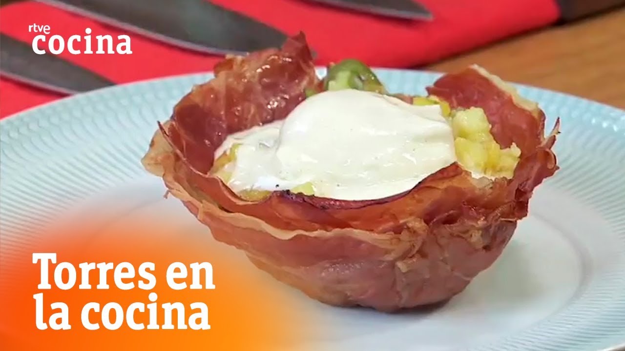 Cómo hacer Patatas con jamón y huevo - Torres en la Cocina | RTVE Cocina