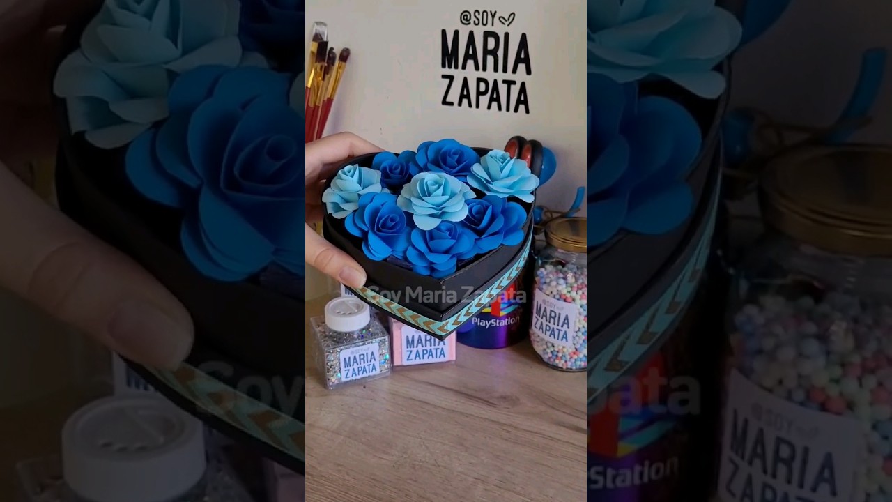 Flores de papel 🌸 Soy Maria Zapata #diy #regalos #flores #floresdepapel #diycraft #craft #diy