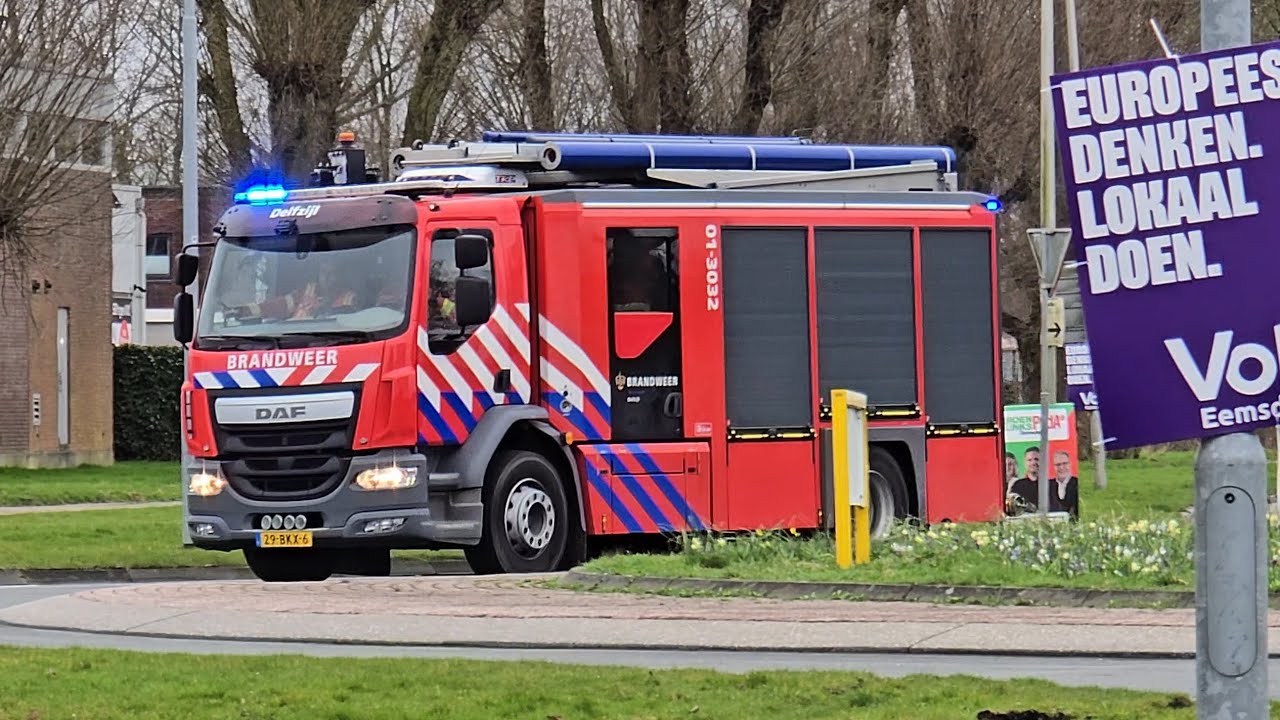 Prio 1 01-3032 naar een gaslucht in een woning aan de Kattegat in Delfzijl! 