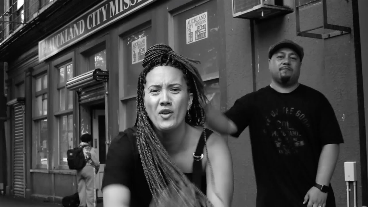 Ria Hall - Tell Me [Official Music Video] feat. Che-Fu