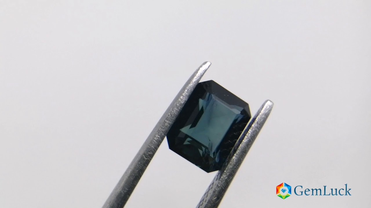 NATURAL BLUE SAPPHIRE - Peacock Blue