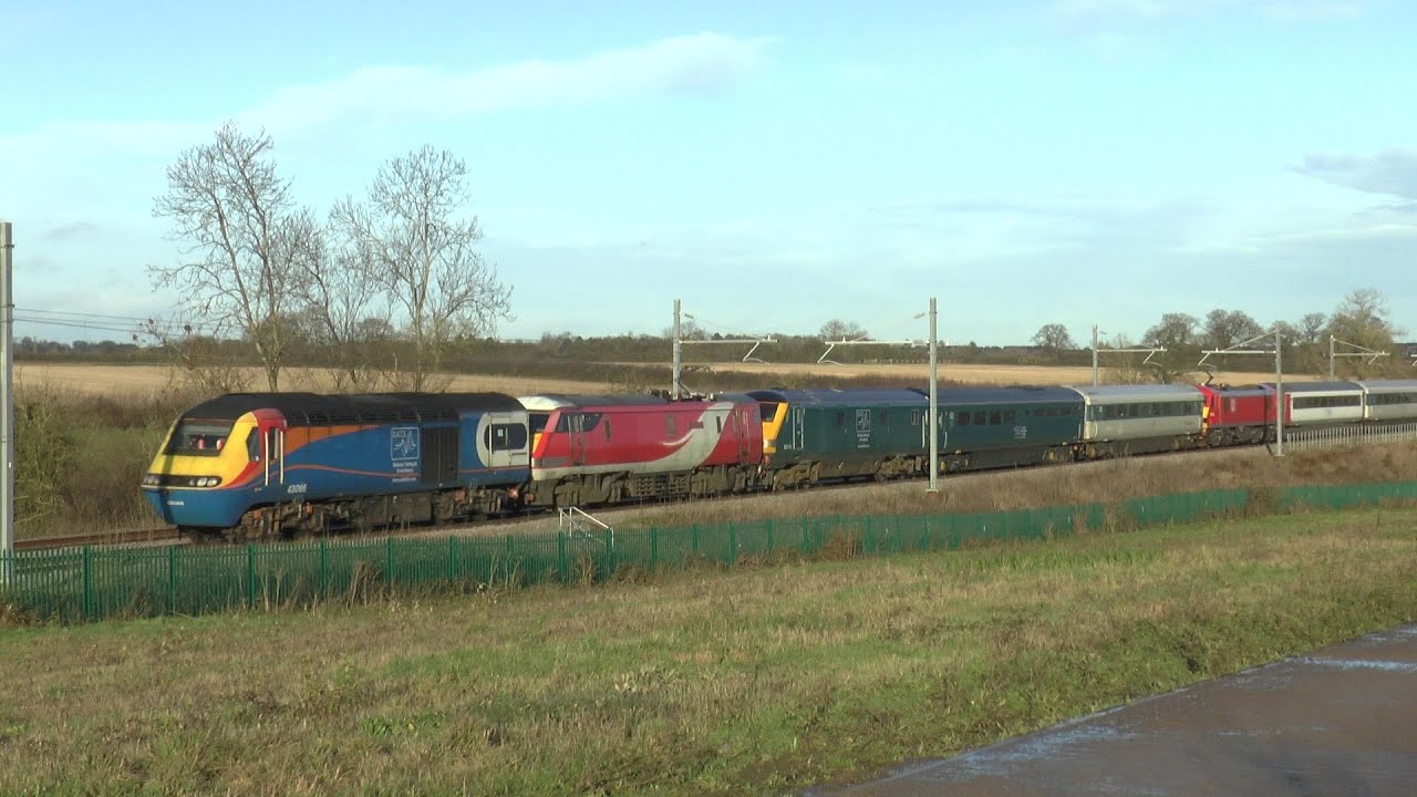 Rare DATS OHL test train during the day.  19/12/20