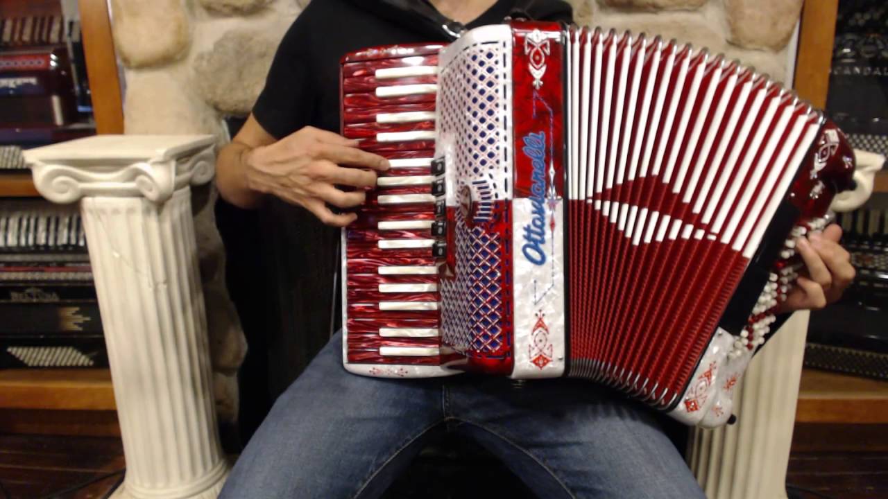 How to Play a 72 Bass Accordion - Lesson 5 - French Folk in E Minor - Mazurka Limousin