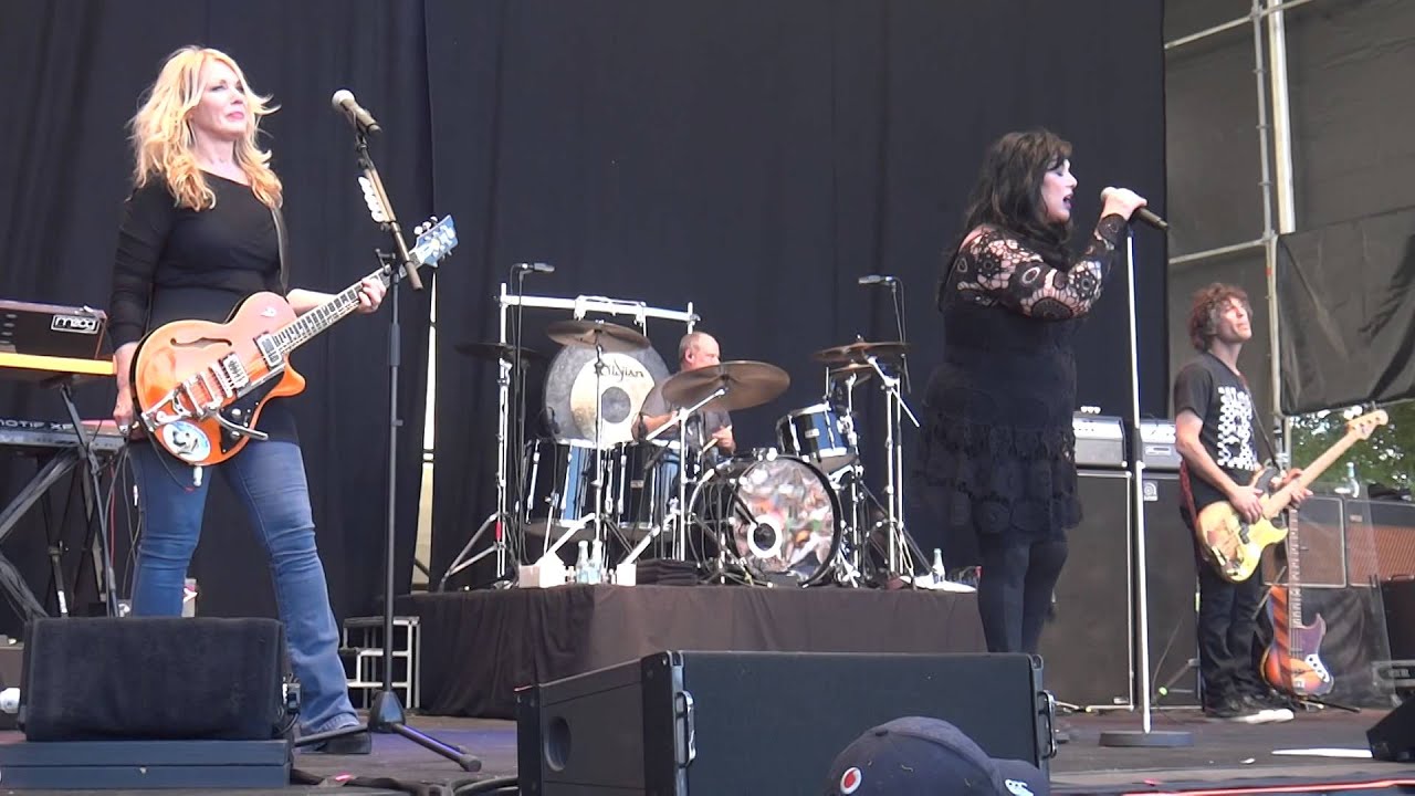 Heart - What About Love, Taupo New Zealand 2015