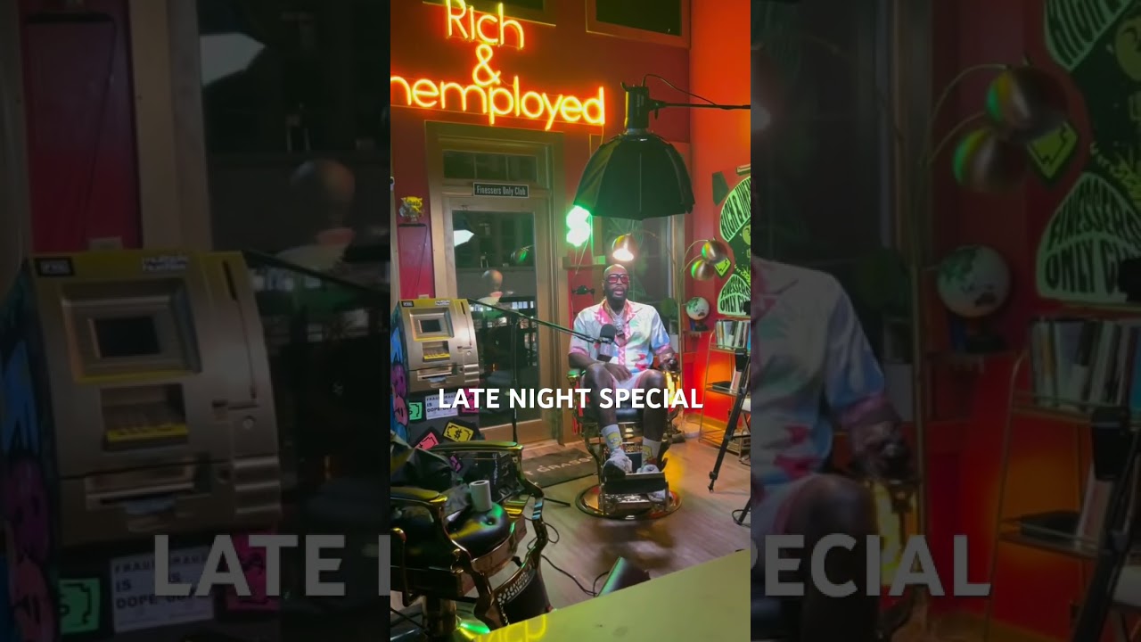 Mr. Organic sits on the throne ! LATE NIGHT SPECIAL