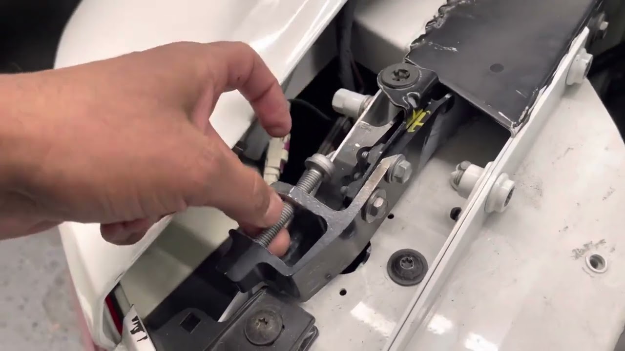 Gen2 R8: base model to Plus model wing conversion