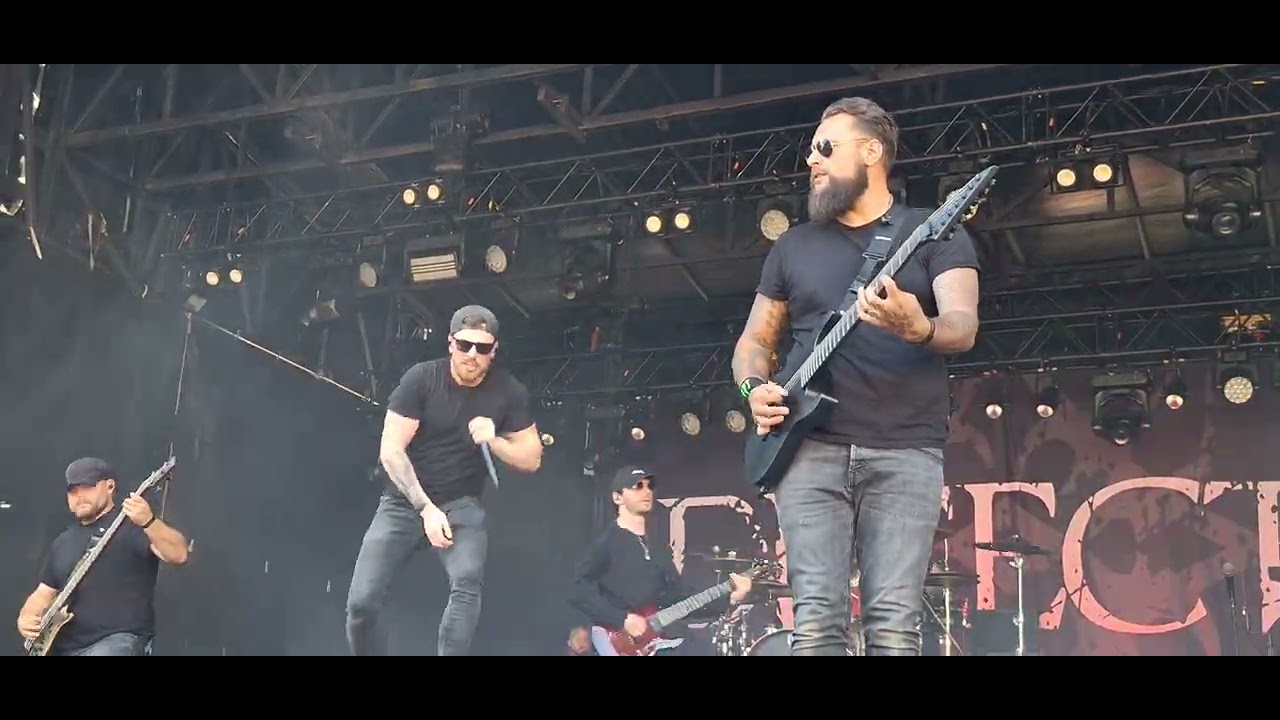 23 augustus 2025 - Defects @ Parkpop (Oostkamp)