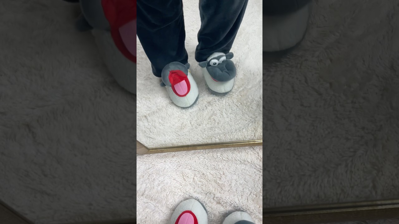 Estas son las pantuflas perfectas 😍🐑✨#regalo #pantuflas #zapatillas #slides #oveja #navidad