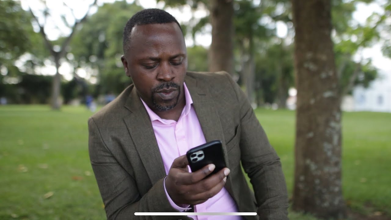 Ssozi Mo - Mpola Mpola 2023/+256 706 940230