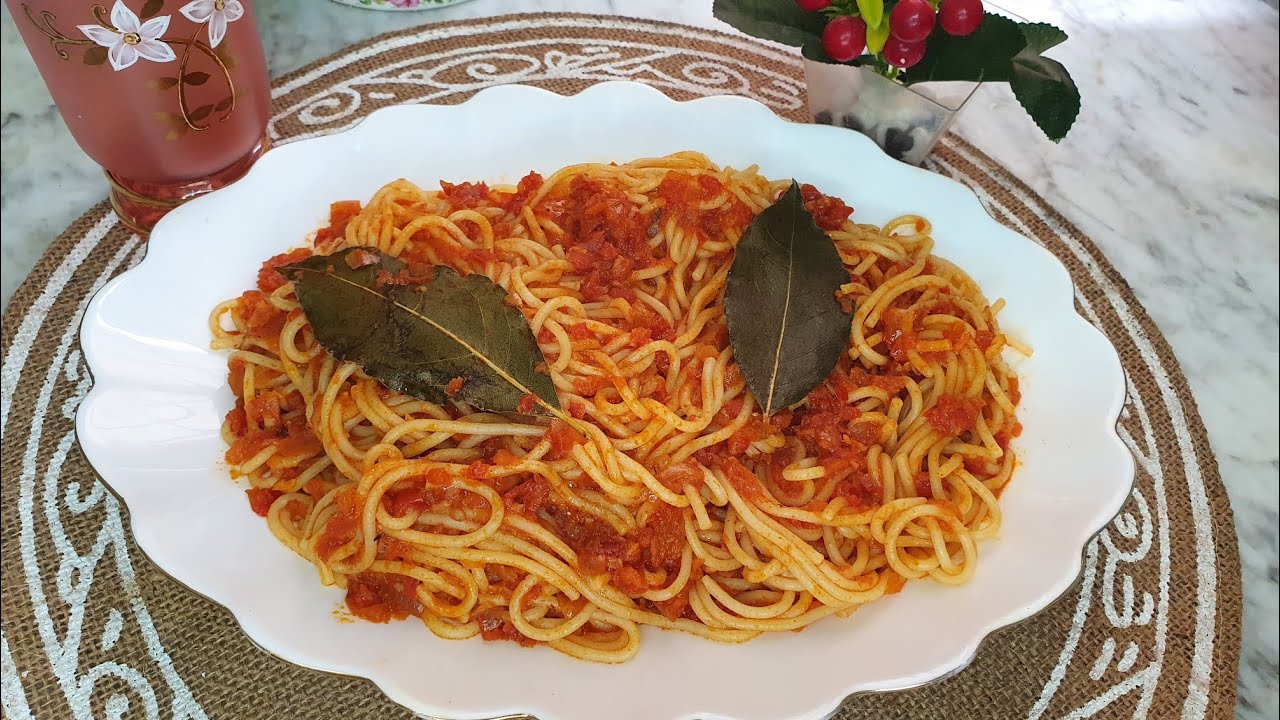 مقارون سباڤيتي صوص طماطيش spaghetti sauce tomate # طبق محبوب لي الجميع