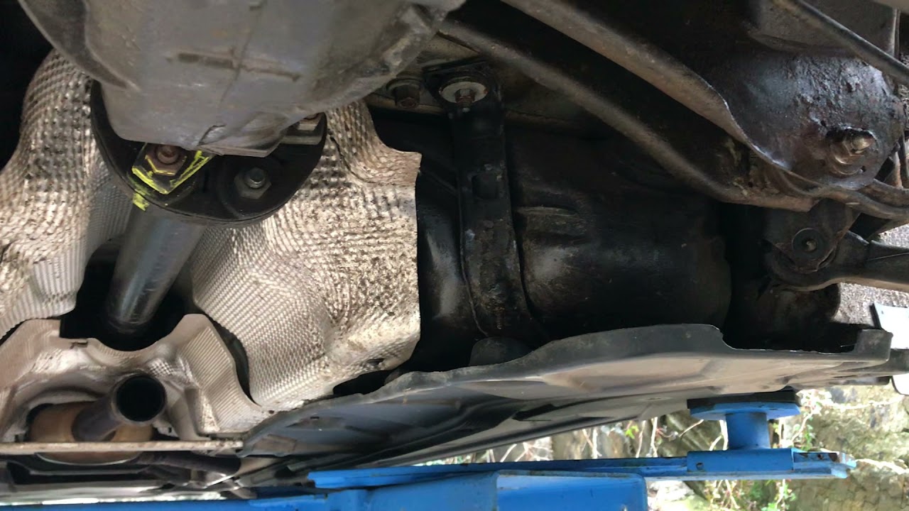 C Class W204 corroded subframe problem