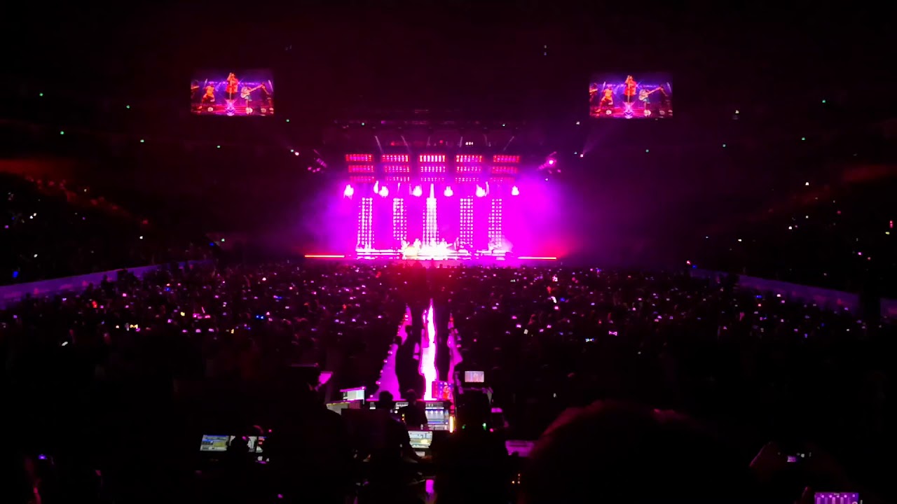 Bruno Mars - Uptown Funk @ shanghai