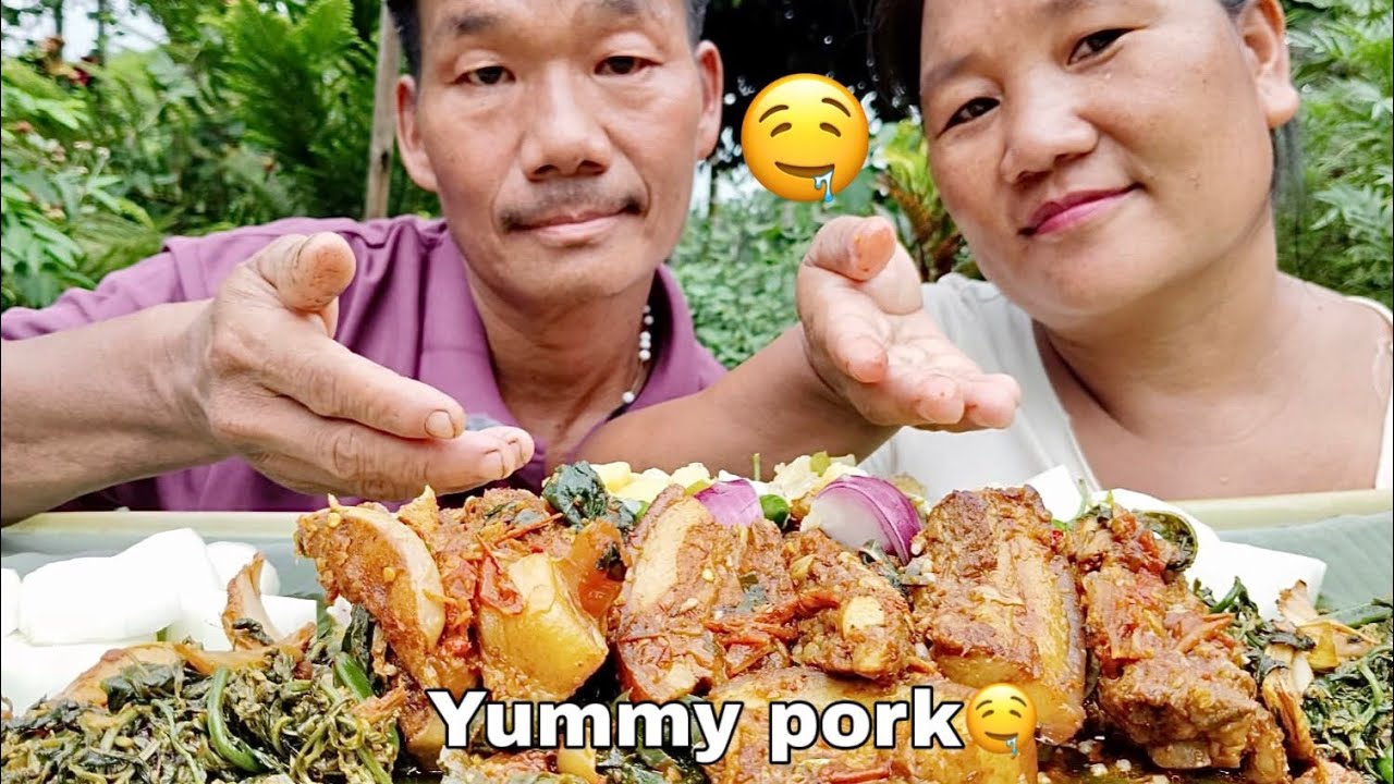 Spicy Naga pork curry after long time with fern from forest, king chilli, and cucumber ❤️