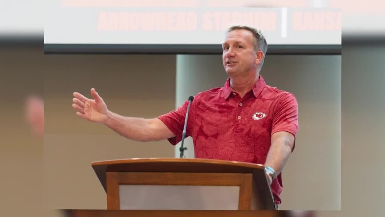 Former KOMU 8 sports director celebrates milestone of spreading mental health awareness