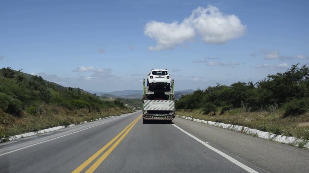 Descendo a Serra dos Ventos,  BR 423, Saloá, PE.