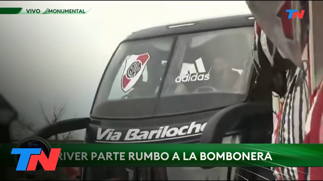 SUPERCLÁSICO: Así salía del Monumental el equipo millonario rumbo a La Bombonera.