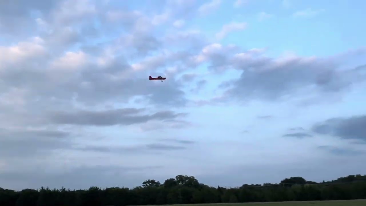 Hangar 9 Valiant 10cc  with Saito FG -14
