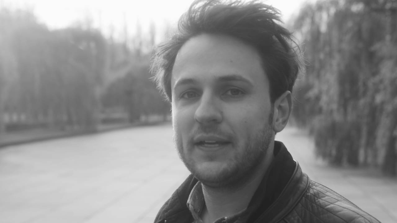 One on One on One – DIMITRI SCHAAD/Die Situation