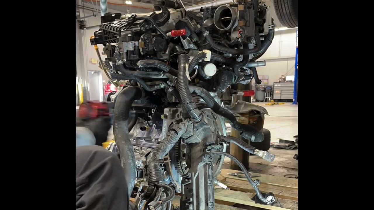 Assembling 1.5 3 cylinder VC Turbo Longblock