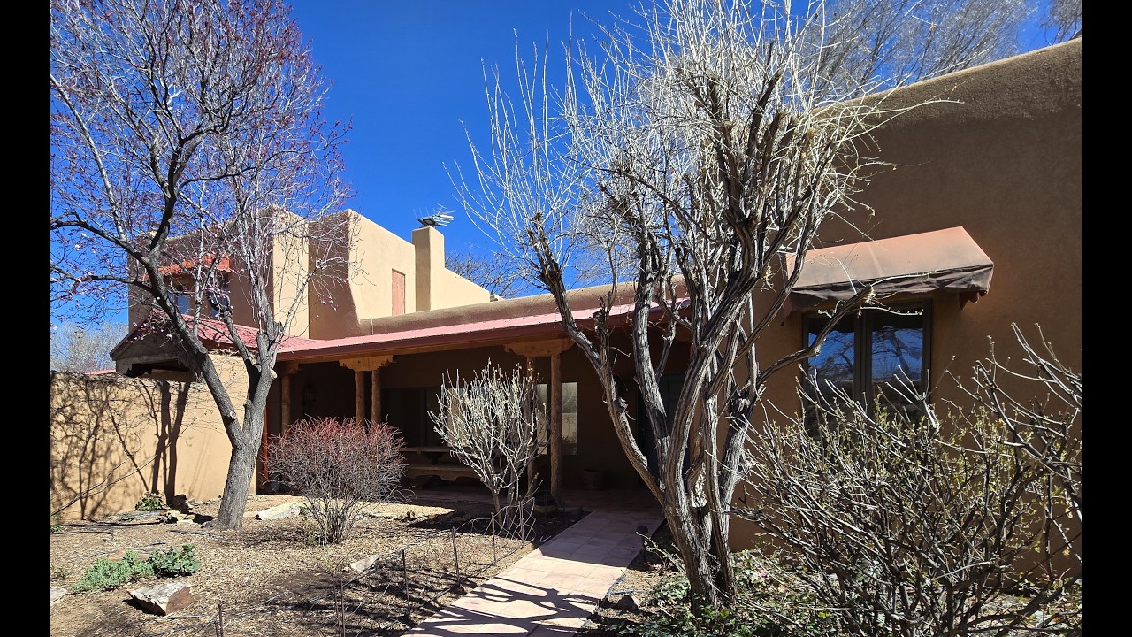 570 1/2 Garcia St Unit 1, Santa Fe, NM 87505