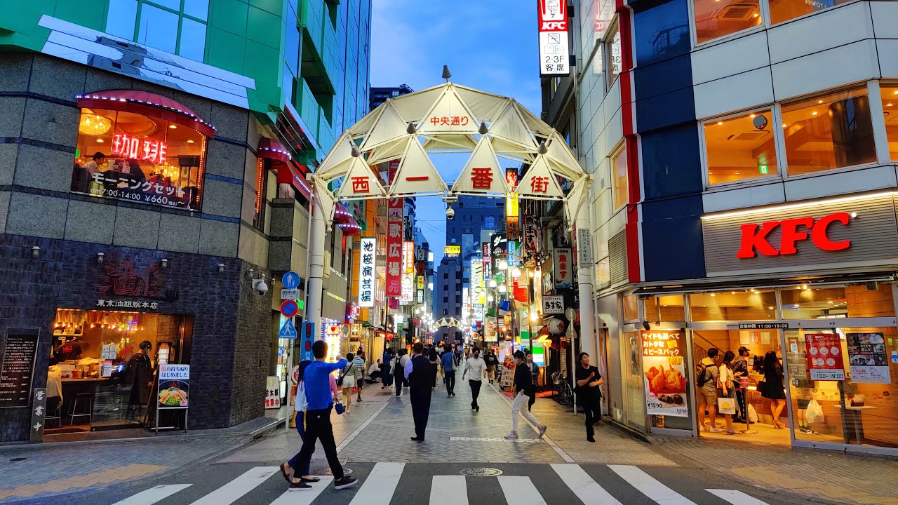 Walking in Tokyo Ikebukuro (池袋) Late Afternoon May 2020 - 4K 60 FPS - Slow TV