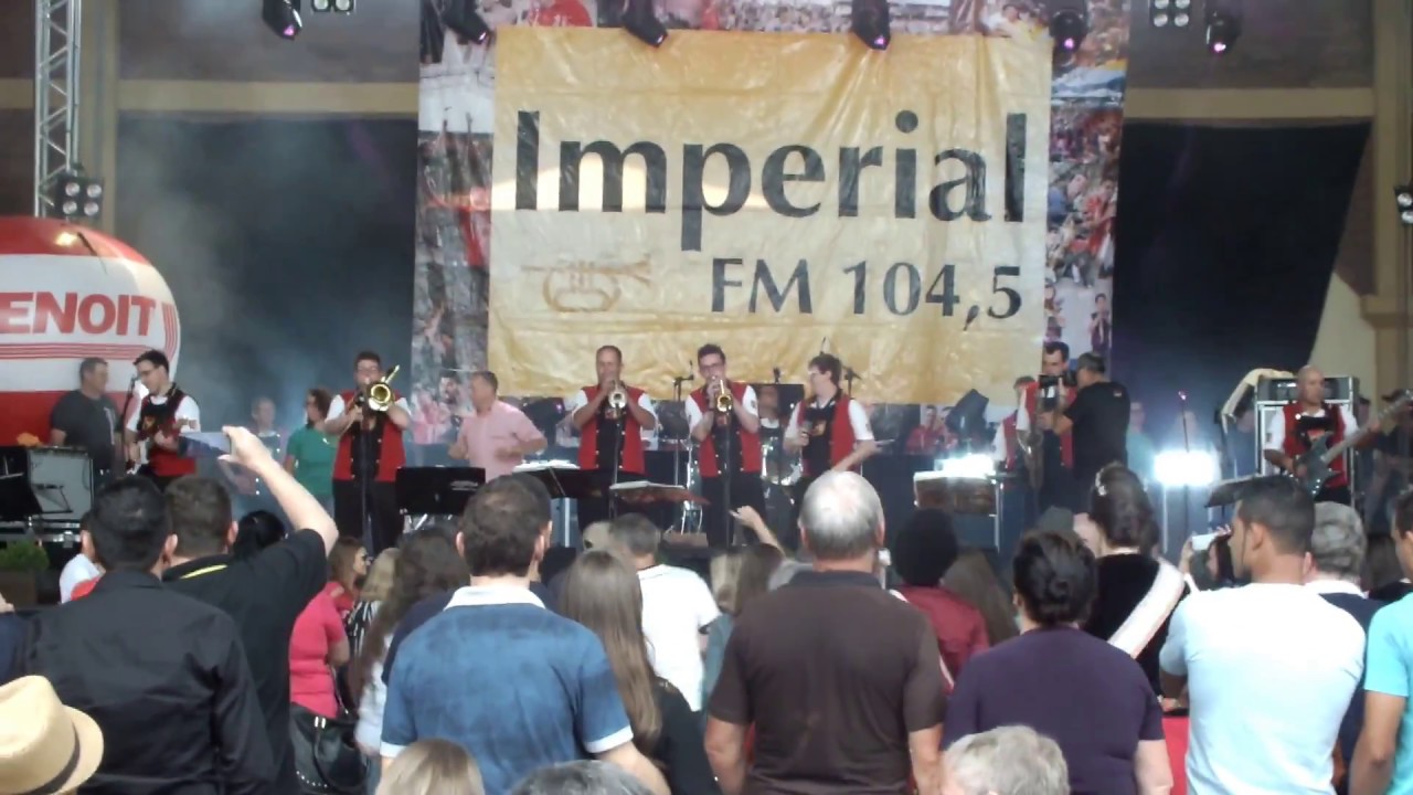Super Banda Hopus na Festa de 28 anos da R&aacute;dio Imperial FM