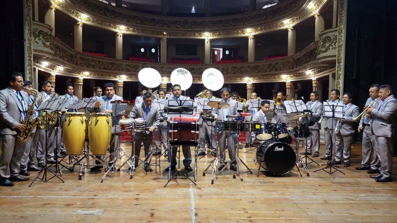 Mix armonía 10 - II Producción en vivo en el Teatro Municipal