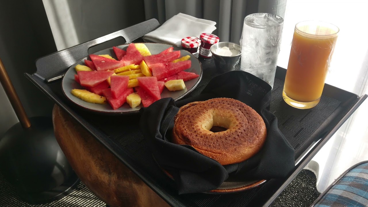 PENDRY SAN DIEGO ROOM TOUR - Luxury Boutique Hotel in the Gaslamp Quarter