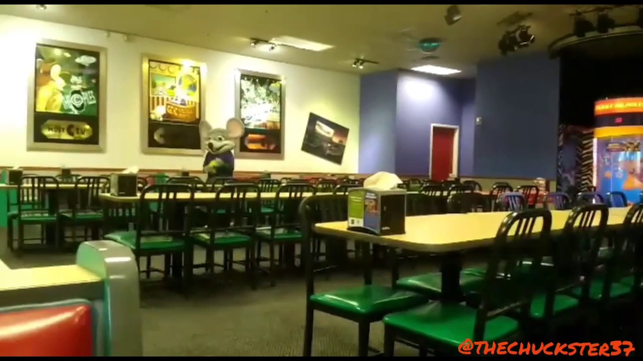 Chuck E. Cheese's Halloween Happy Dance 2017! w/ 
