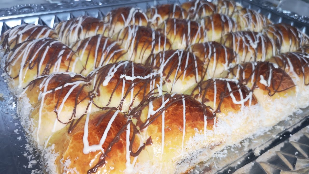 بريوش محشي بالعجينة السحرية  اخف من القطن