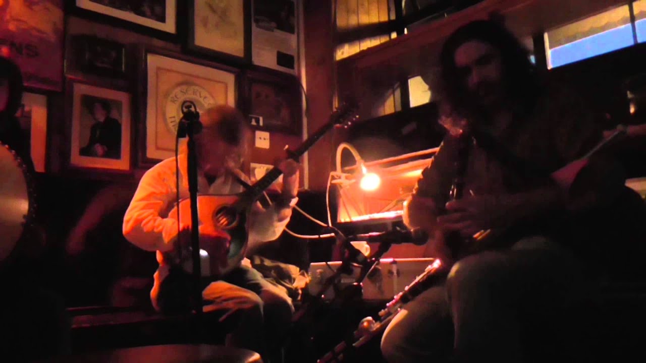 Blackie O'Connell (Uilleann Pipe), Cyril O'Donoghue (Bouzouki) and Geraldine MacGowan (Bohdran)