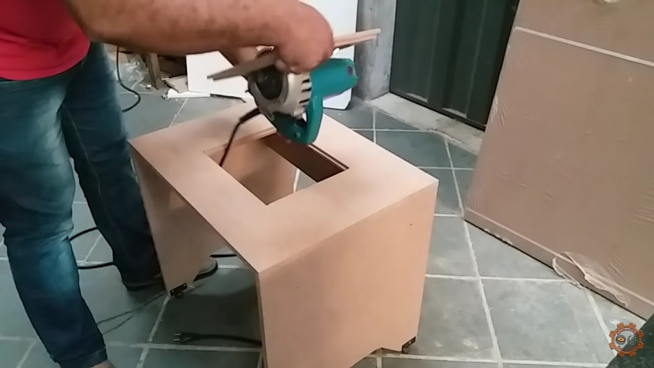 Como fazer uma bancada para inverter uma serra mármore part1 [oficina de curiosos]