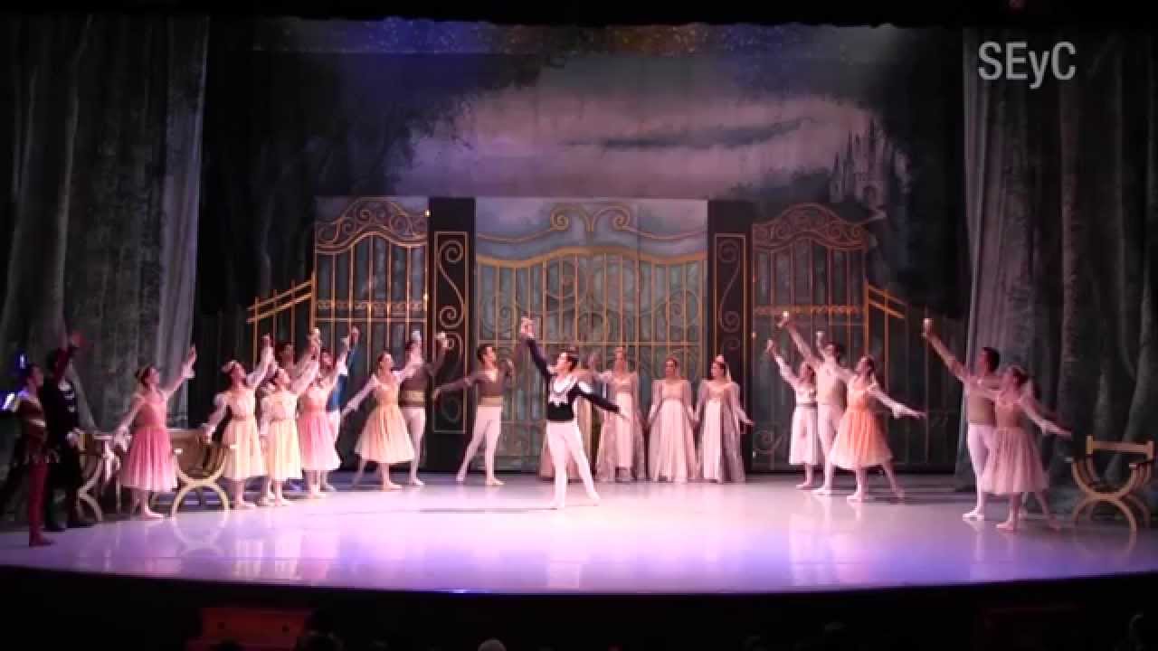 Compañía de Danza Clásica de Quintana Roo- El Lago de los Cisnes