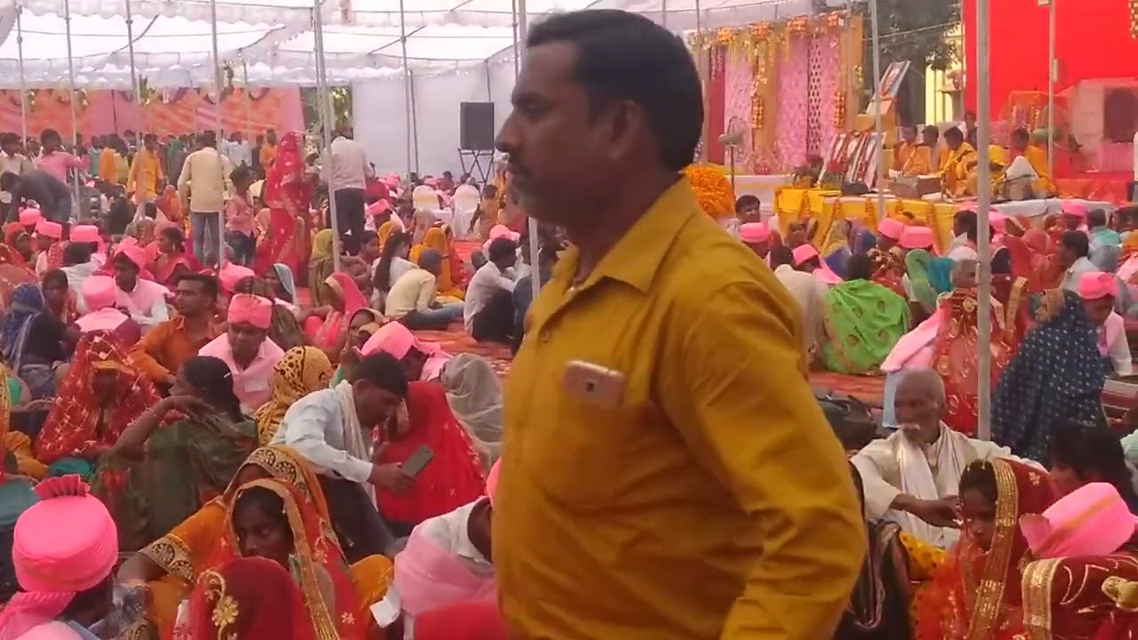 सामूहिक विवाह आज पीलीभीत में 13/03/2023में सम्पन्न हो रहे हैं। देखें पंडाल की झलक सादी के बन्धन की ।