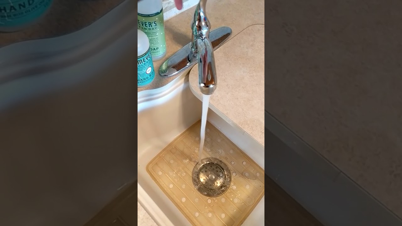 2005 Winnebago Sightseer Model 29R: Interior Tour, Detailed Component Tour