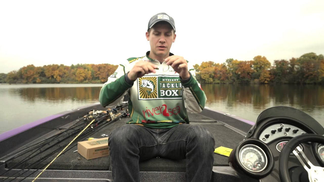 Rage Tail Cut-R Worm - Mystery Tackle Box