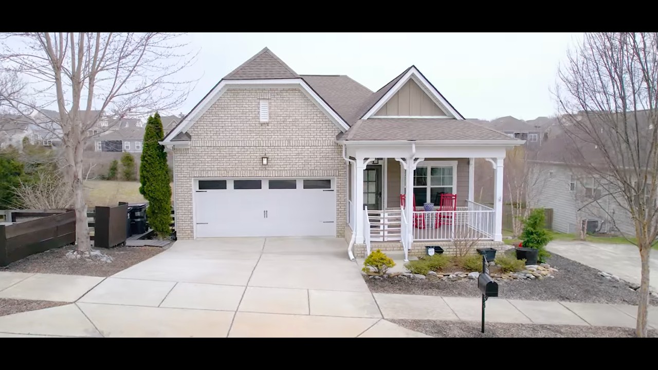 3326 Balfron Dr, Nolensville TN 37135