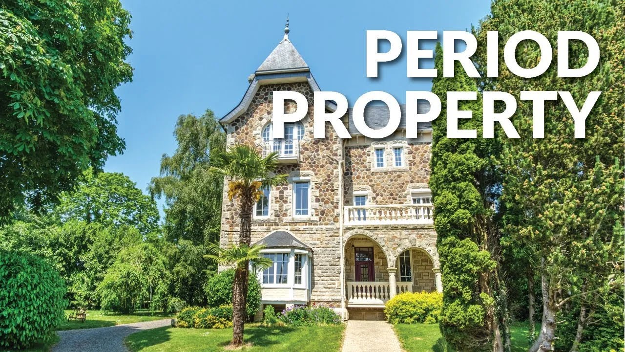 ELEGANT PERIOD PROPERTY | Set in spacious walled gardens in Brittany - A21568GCA22