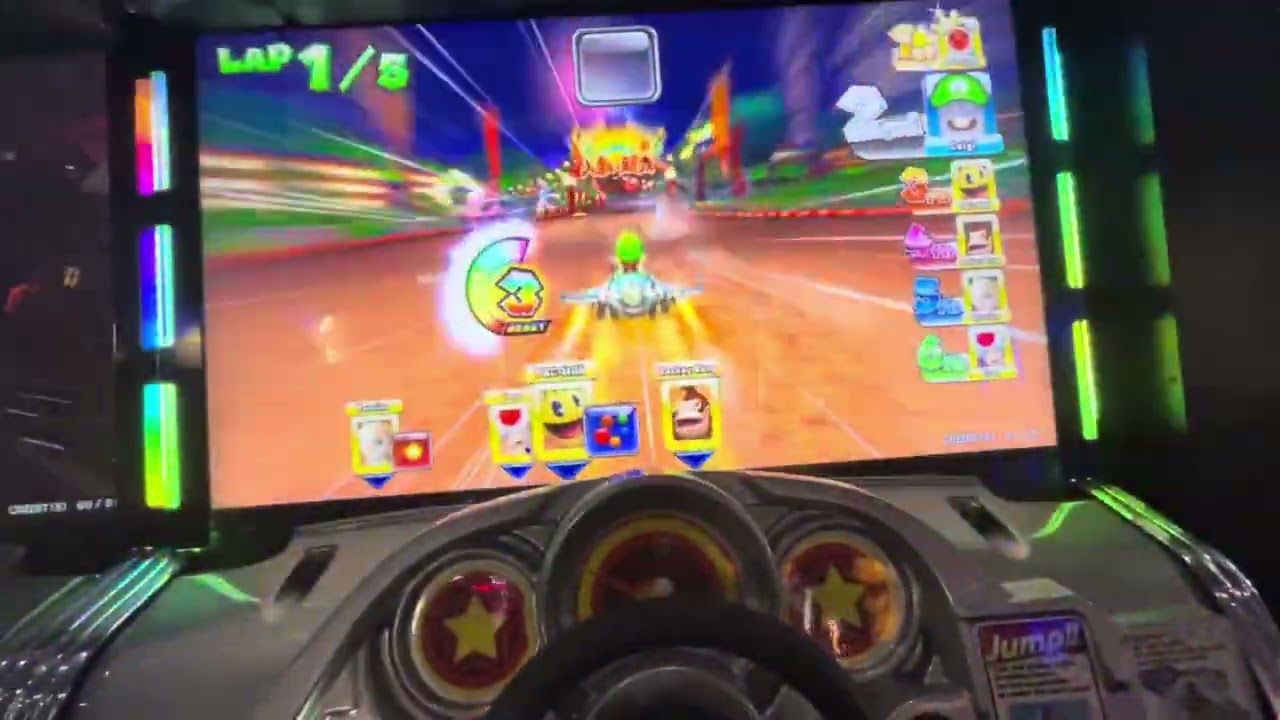Mario kart arcade gp DX (Japanese military)