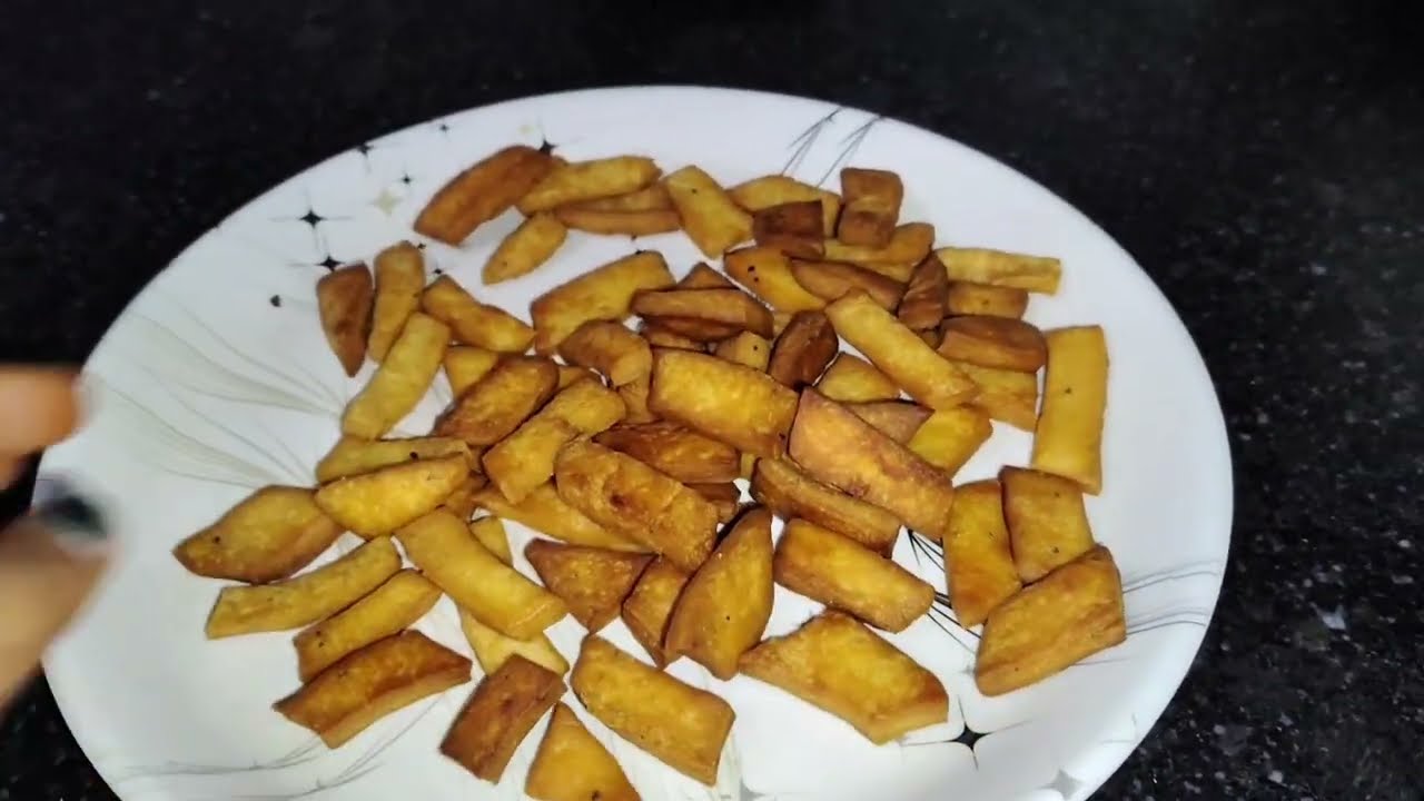 नमक पारे बनाने की विधि|100% crispy namak pare|#viralvideo#newvideo#indianfood 