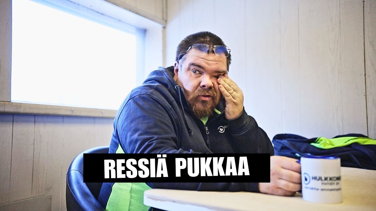 Hallin tyhjennystä ja uuden alkua