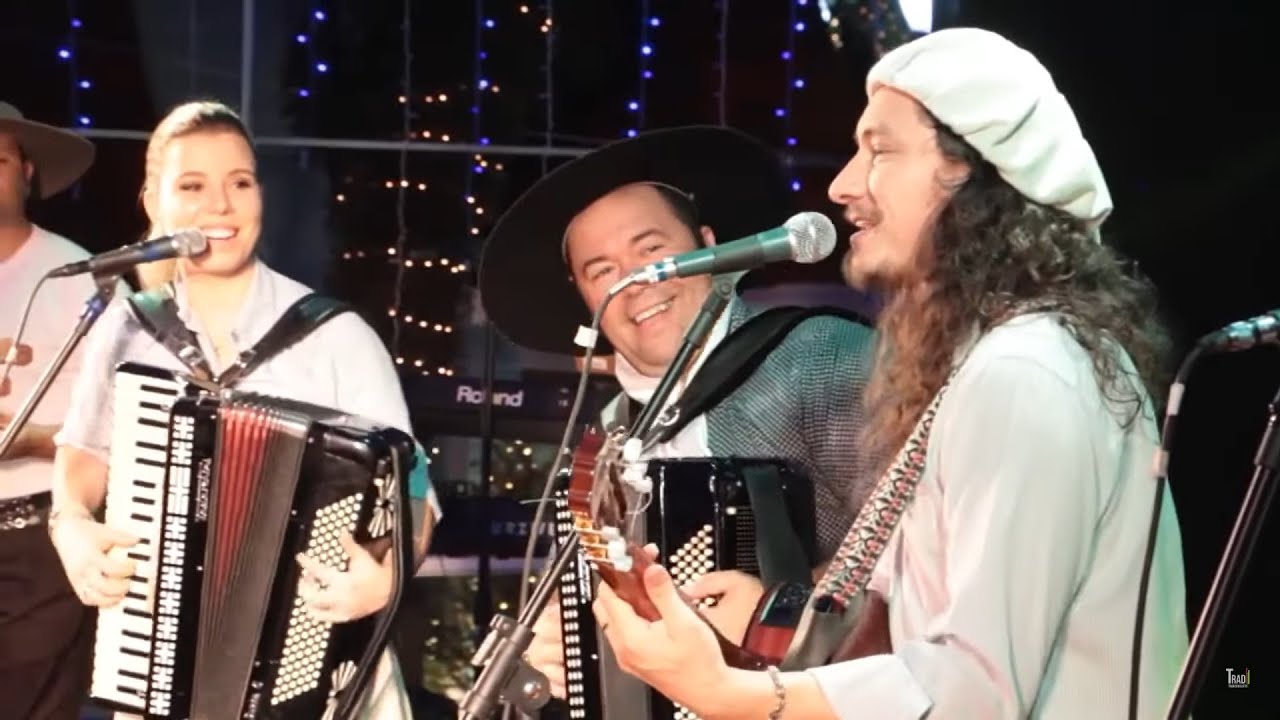 Família Azzolini, Sandro Oliveira e Madruga - 