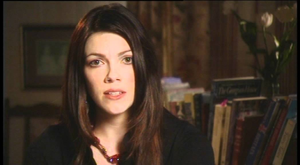 KATE MORTON TALKS ABOUT THE FORGOTTEN GARDEN