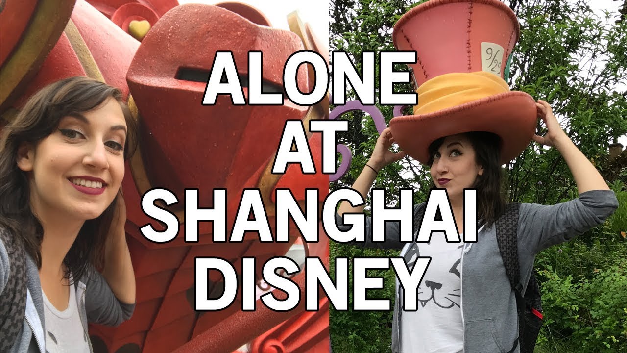 Exploring Shanghai Disneyland ALONE!