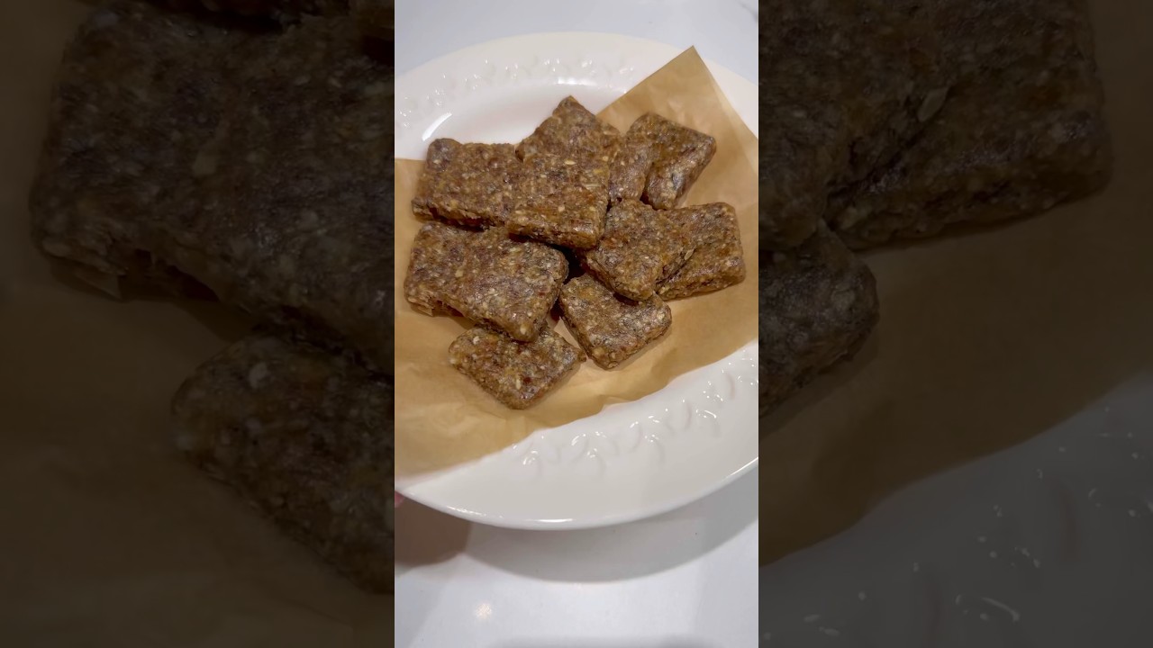 5-Ingredient Toddler Snack 👶🏻 #granolabar #toddlersnack #snack #simple #blw #bentonoods