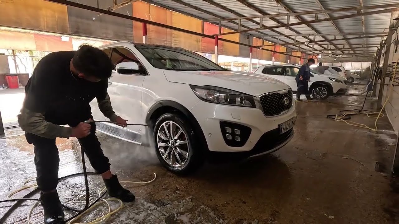KIA Sorento 2014 First Wash in 10 Years : Car Detailing Restoration