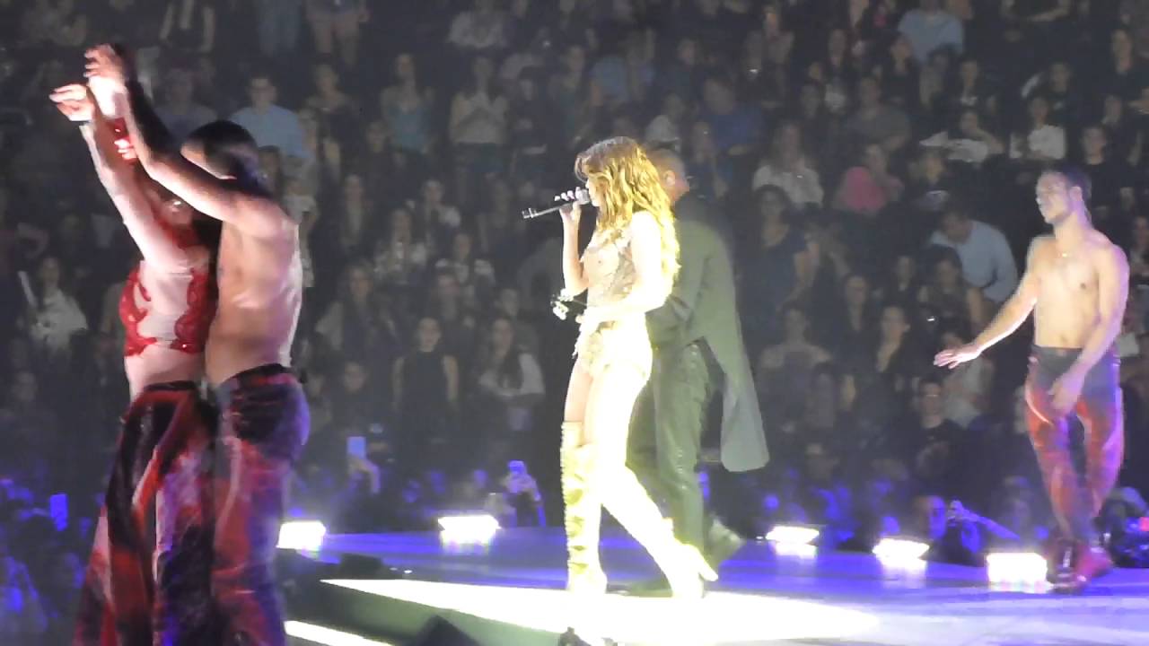 BODY HEAT -SELENA GOMEZ: REVIVAL TOUR 6.2.16 NJ